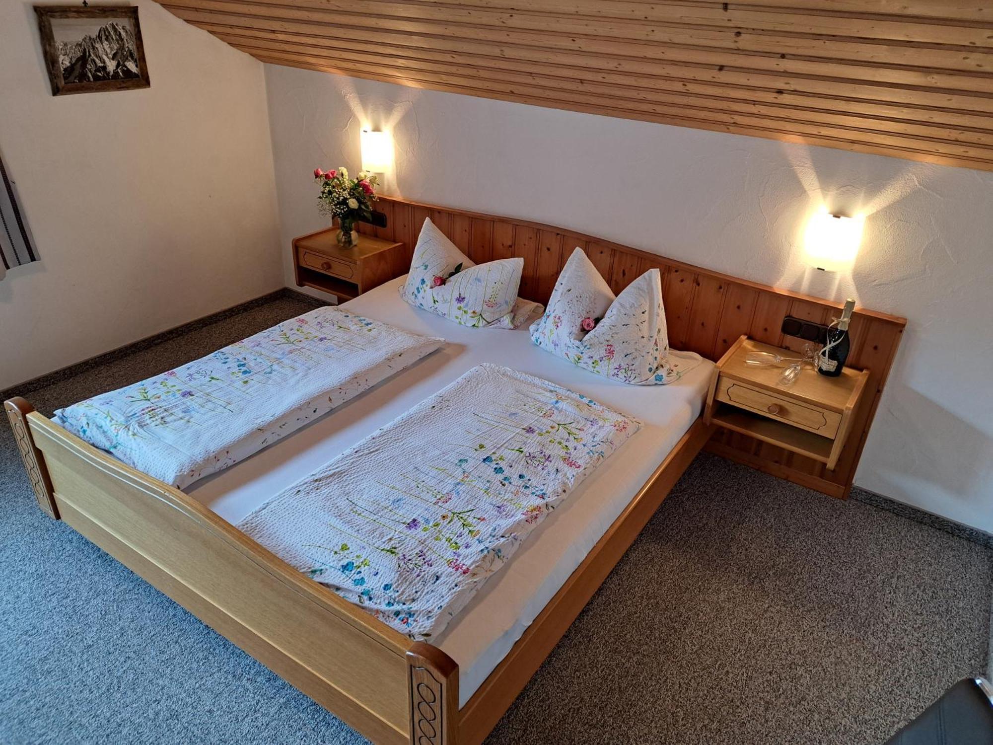 Ferienwohnung Hartmann オーバーマイゼルシュタイン エクステリア 写真